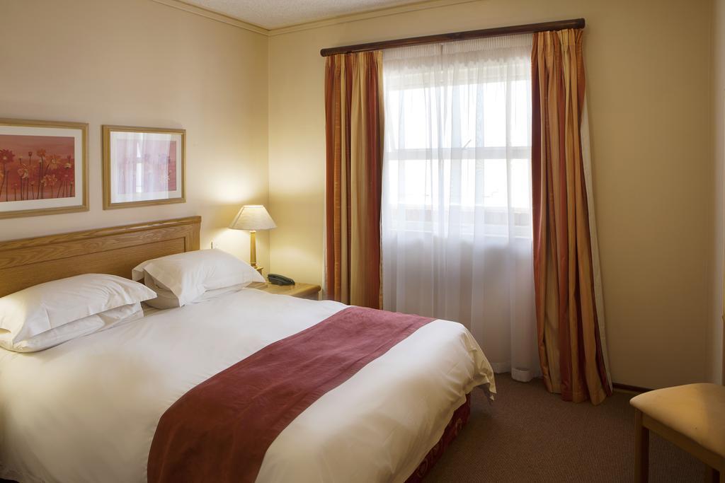 Brookes Hill Suites Hotel Port Elizabeth Ngoại thất bức ảnh